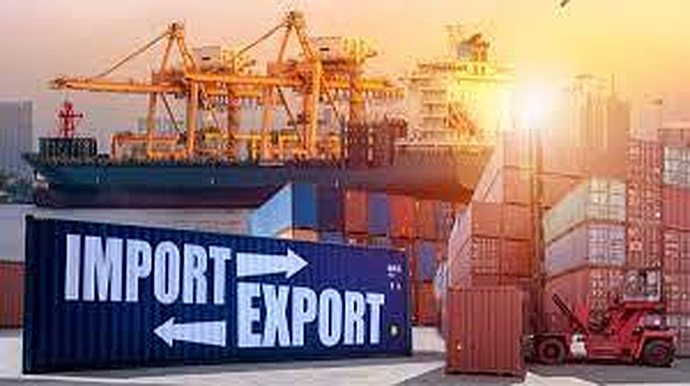 Import shipment arriving in Dubai